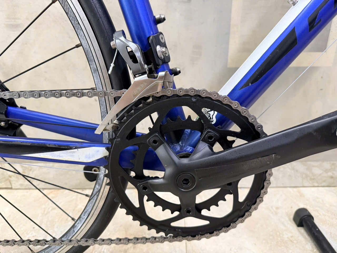 Xe đạp GIANT CONTEND Nhật bãi Xe đạp GIANT CONTEND Nhật bãi