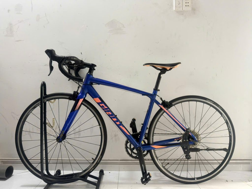 Xe đạp GIANT CONTEND Nhật bãi