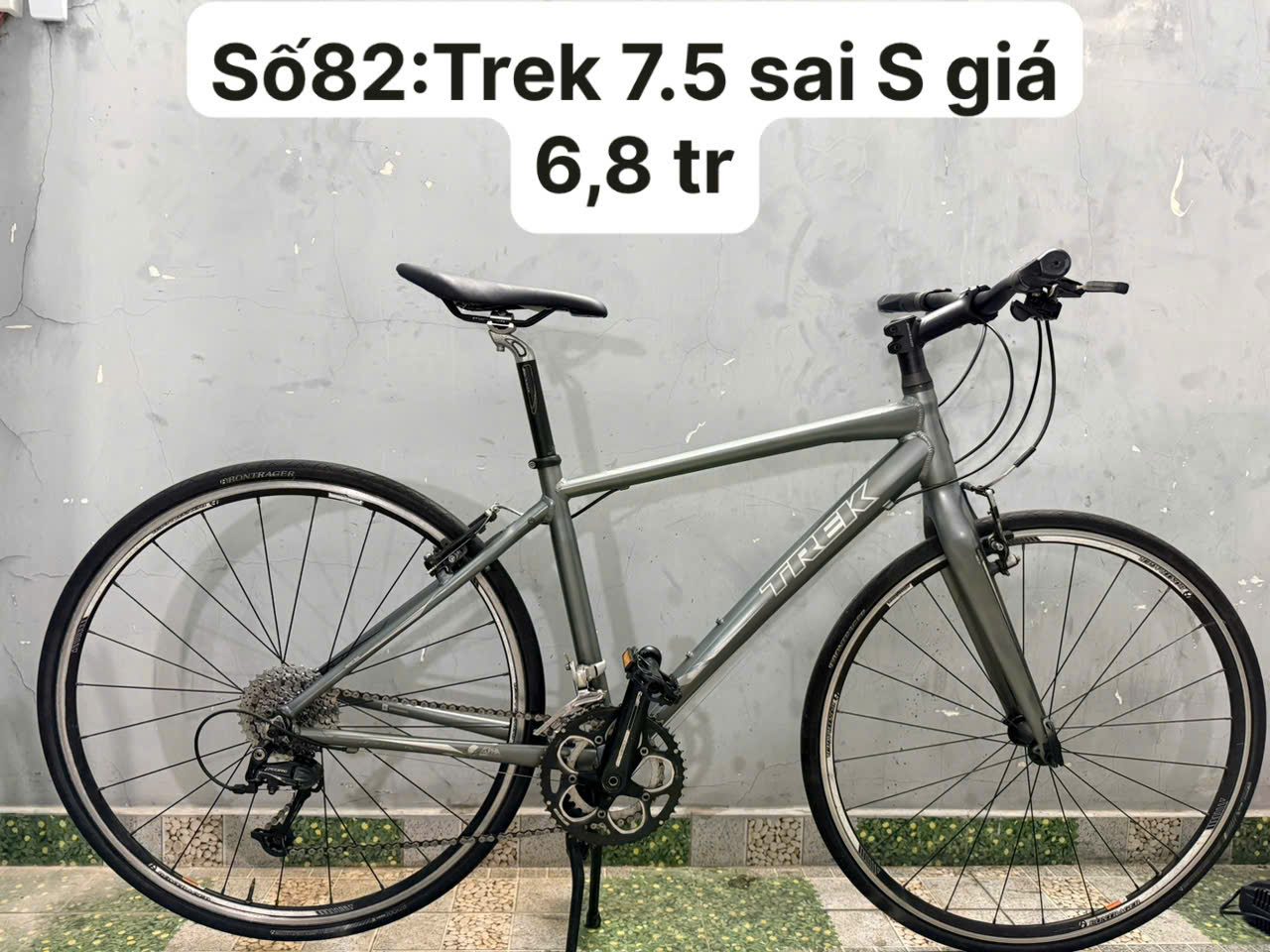 Xe đạp TREK càng cacbon Nhật bãi