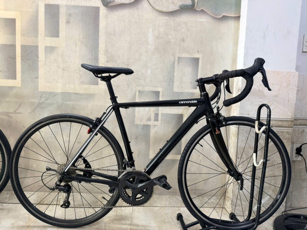 Xe đạp CANNONDALE Nhật bãi
