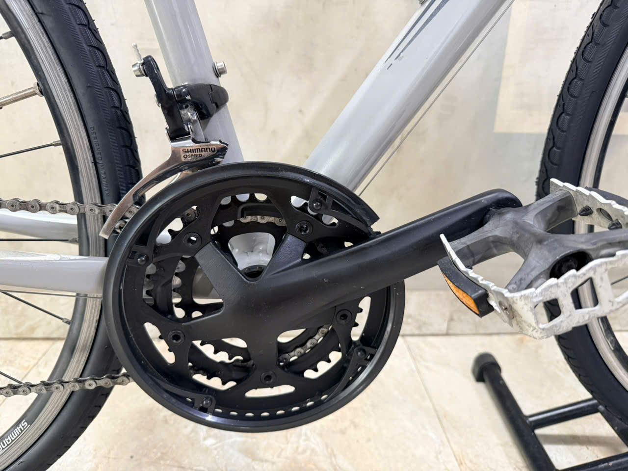 Xe đạp CANNONDALE QUICK Nhật bãi Xe đạp CANNONDALE QUICK Nhật bãi