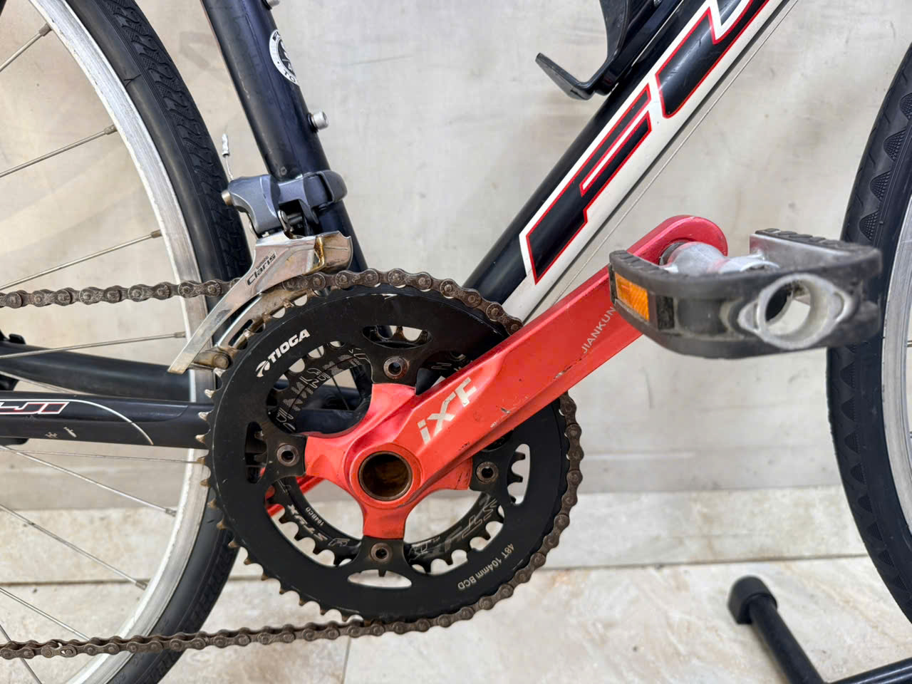 Xe đạp FUJI Nhật bãi trục rỗng Xe đạp FUJI Nhật bãi trục rỗng