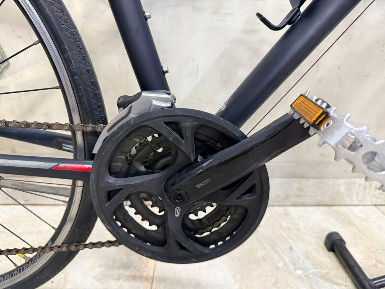 Xe đạp TREK càng cacbon Nhật bãi Xe đạp TREK càng cacbon Nhật bãi