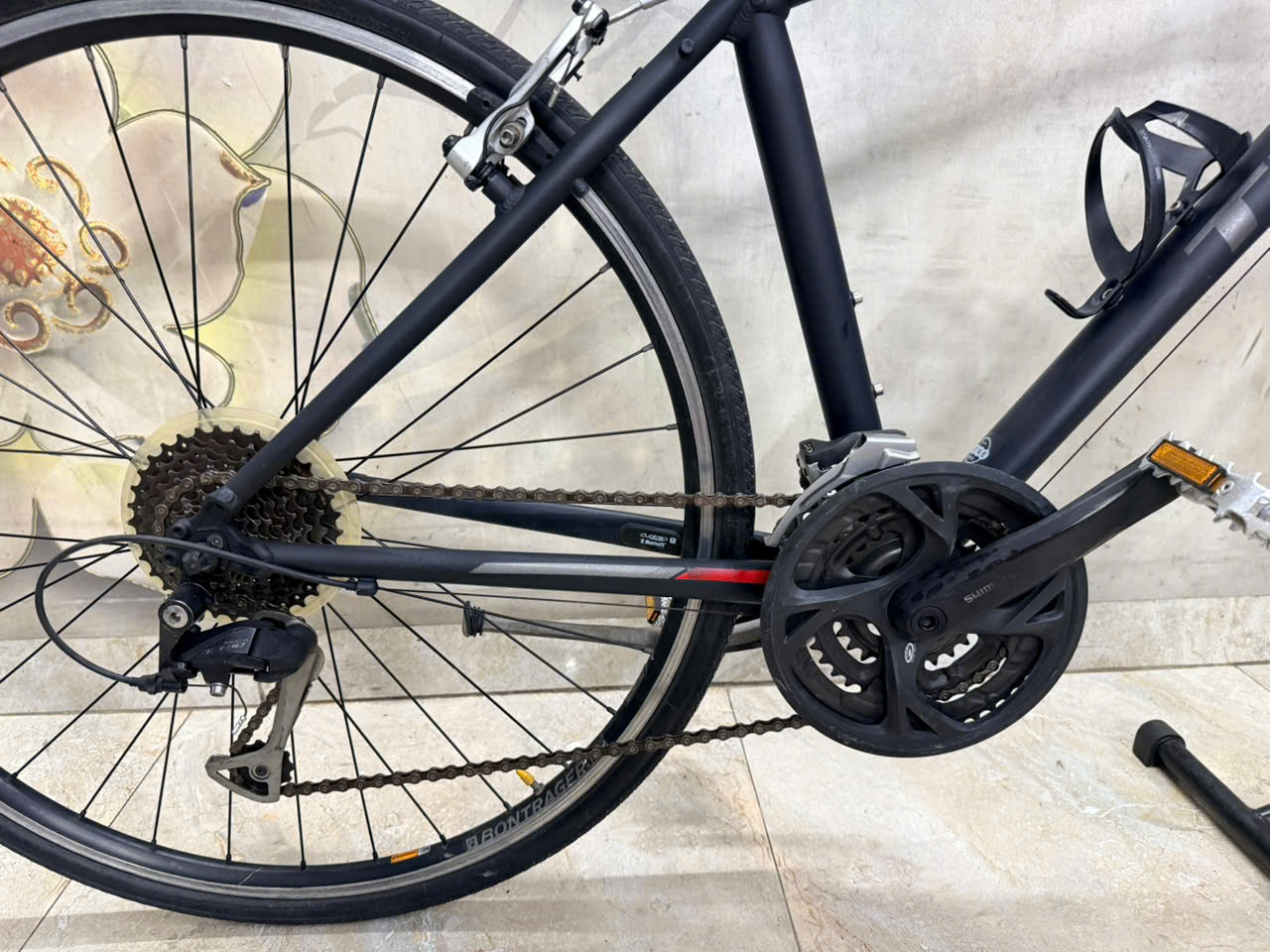 Xe đạp TREK càng cacbon Nhật bãi Xe đạp TREK càng cacbon Nhật bãi