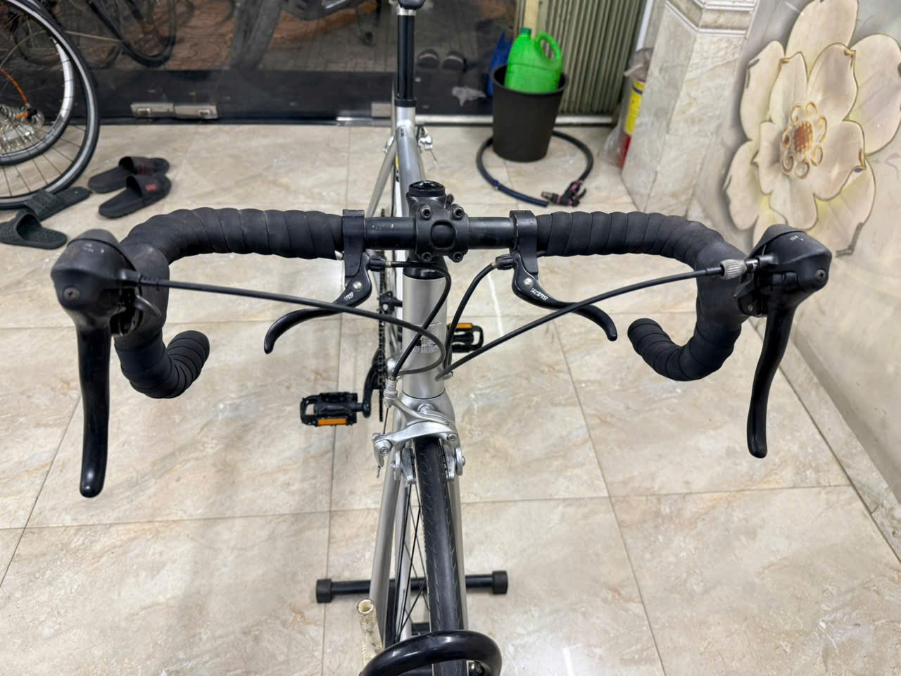 Xe đạp Prec Nhật bãi cổ cong tay lắc Xe đạp Prec Nhật bãi cổ cong tay lắc