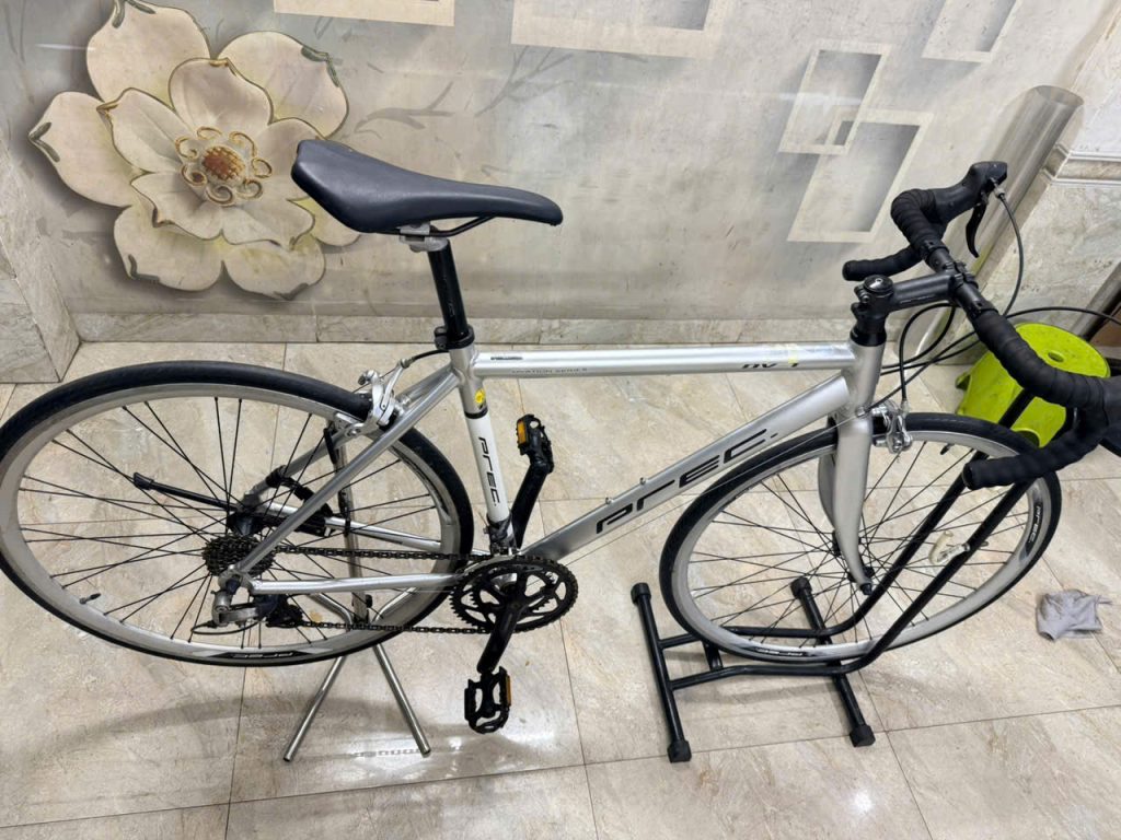 Xe đạp Prec Nhật bãi cổ cong tay lắc Xe đạp Prec Nhật bãi cổ cong tay lắc