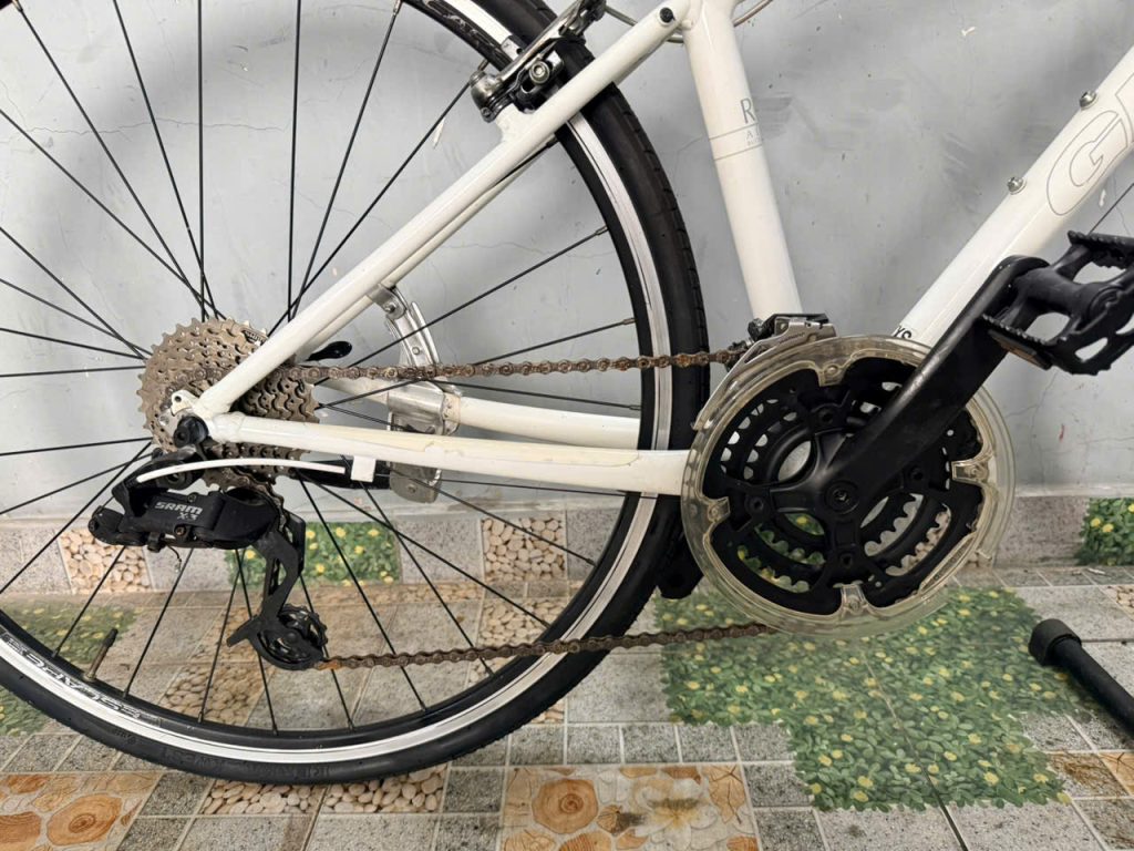 Xe đạp Nhật bãi GIANT R3 Xe đạp Nhật bãi GIANT R3