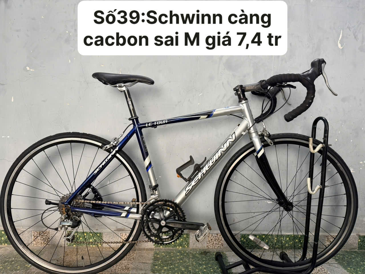 Xe đạp nhật bãi Schwinn càng cacbon