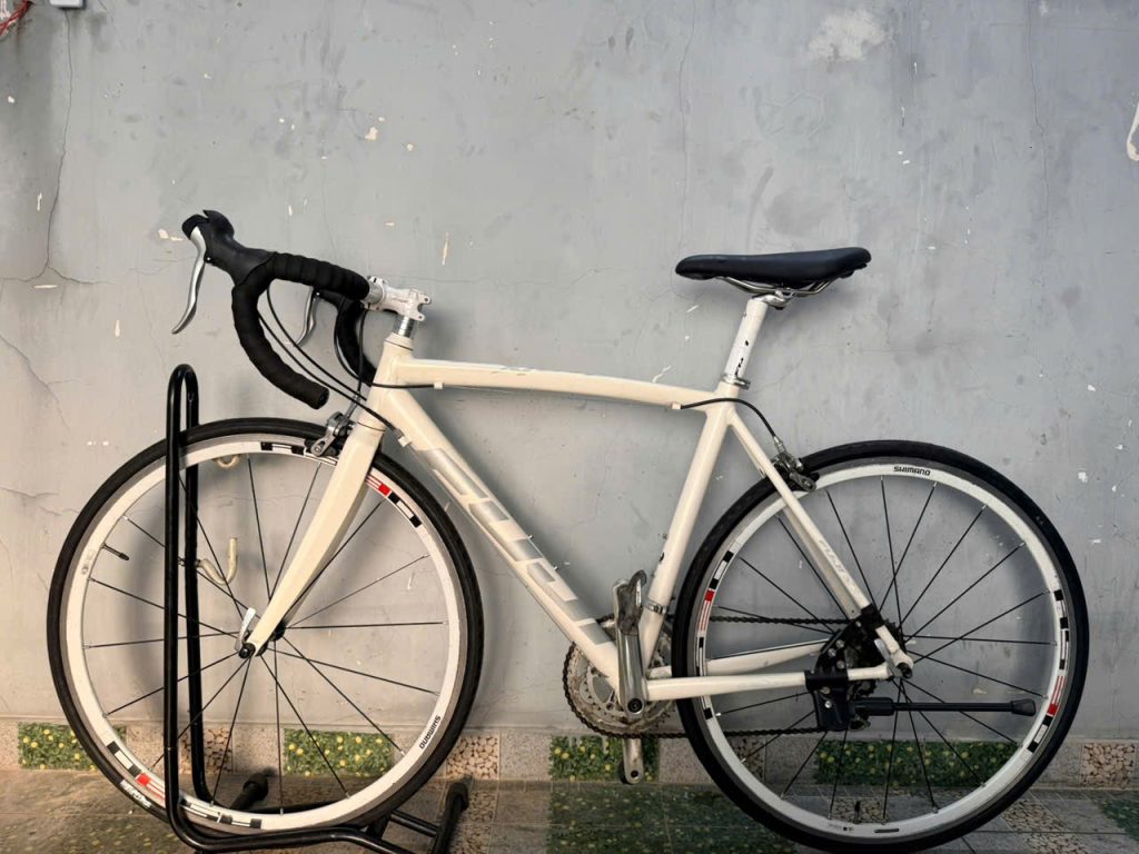 Xe đạp nhật bãi FUJI phun nhôm Xe đạp nhật bãi FUJI phun nhôm