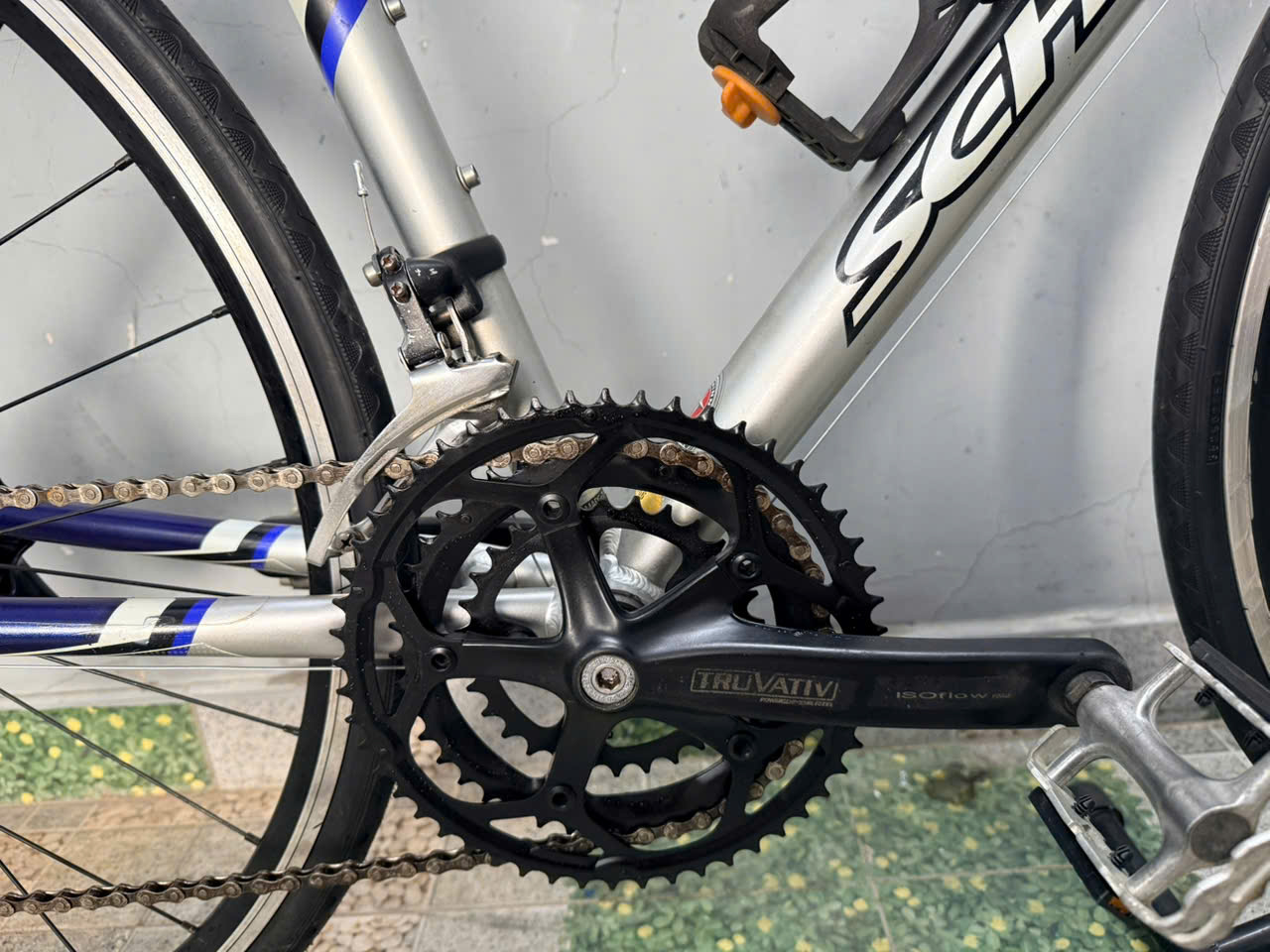 Xe đạp nhật bãi Schwinn càng cacbon Xe đạp nhật bãi Schwinn càng cacbon