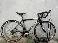 Xe đạp FELT Nhật bãi càng cacbon