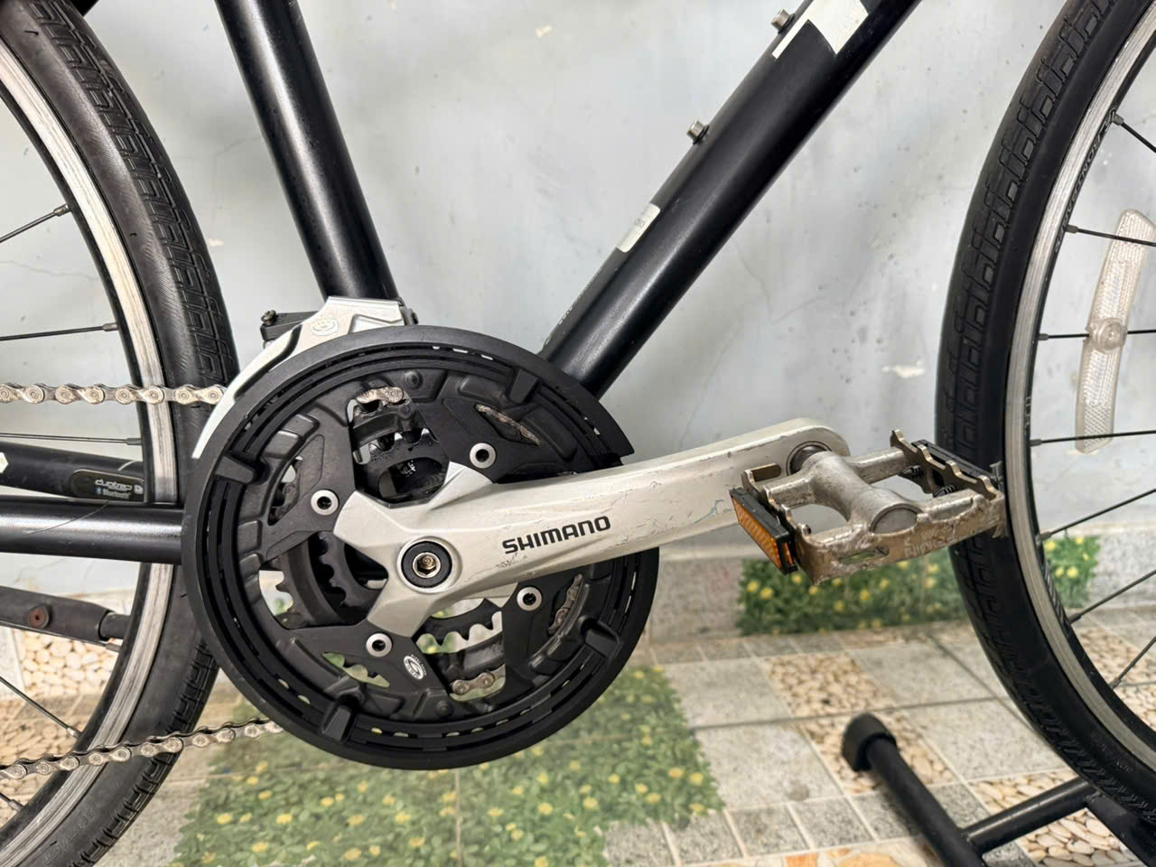 Xe đạp Trek càng cacbon dây âm sườn Xe đạp Trek càng cacbon dây âm sườn