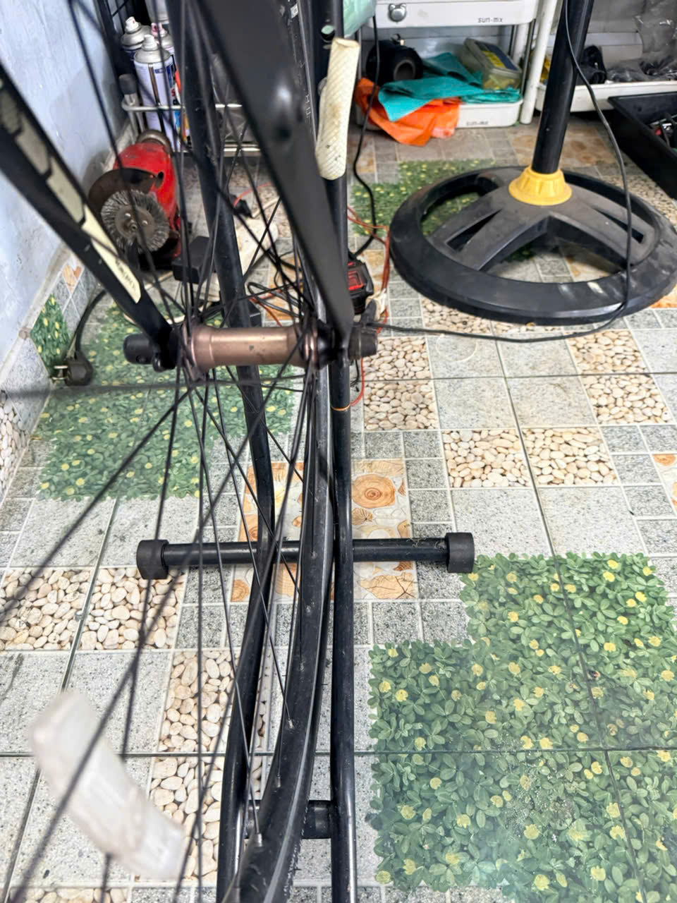 Xe đạp Trek càng cacbon dây âm sườn Xe đạp Trek càng cacbon dây âm sườn