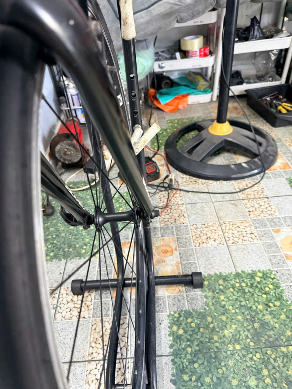 Xe đạp Giant RX phun nhôm dây âm sườn Xe đạp Giant RX phun nhôm dây âm sườn