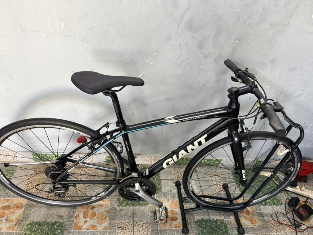 Xe đạp Giant RX phun nhôm dây âm sườn Xe đạp Giant RX phun nhôm dây âm sườn
