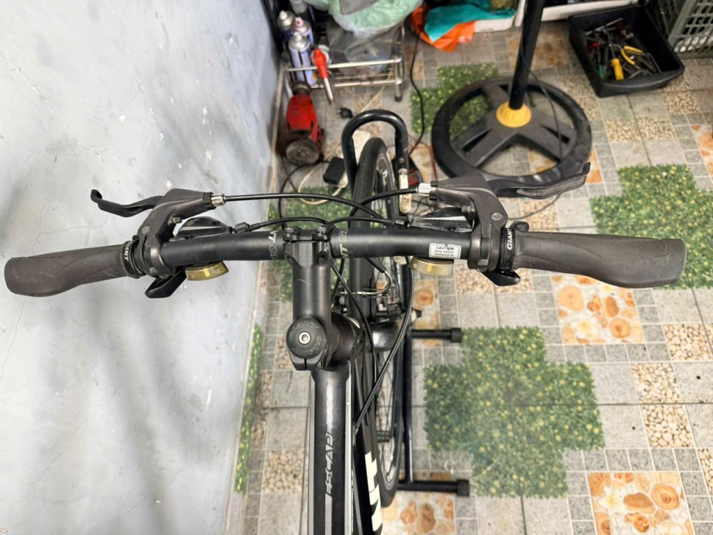 Xe đạp Giant RX phun nhôm dây âm sườn Xe đạp Giant RX phun nhôm dây âm sườn