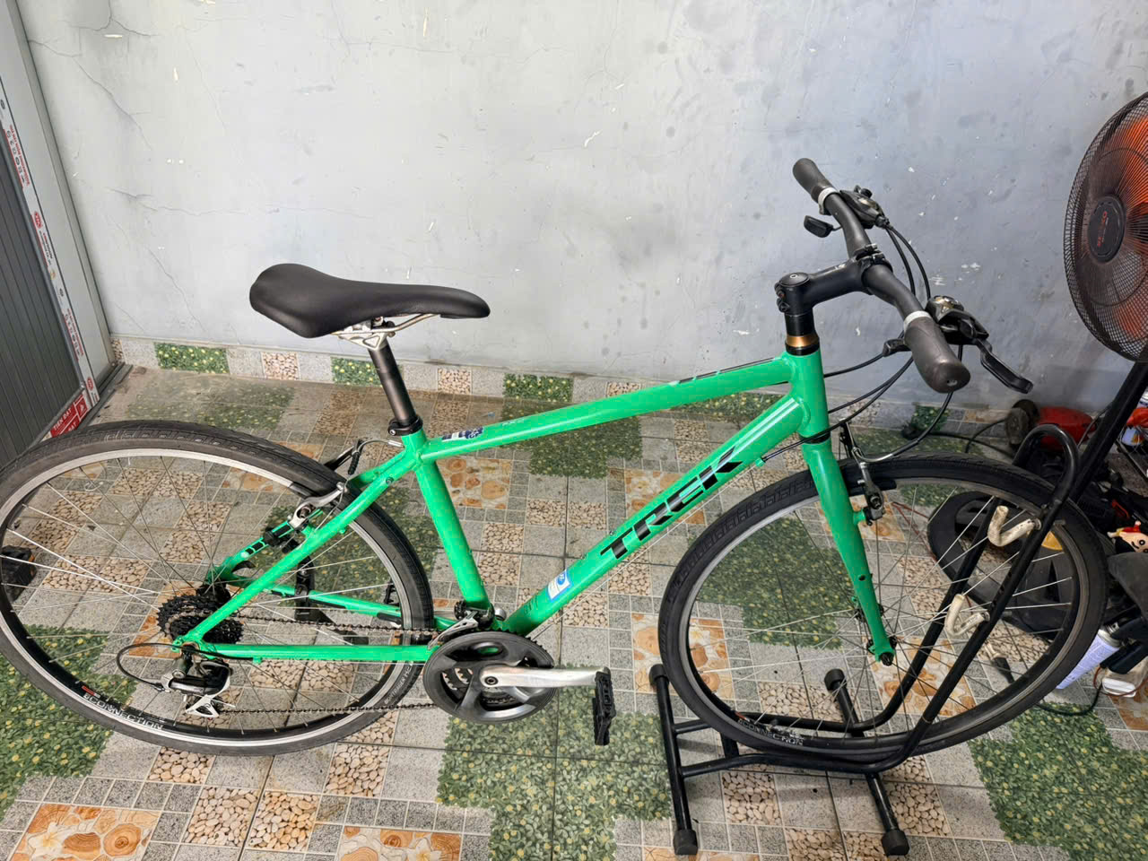 Xe đạp nhật bãi Trek 7.2 fx phun nhôm Xe đạp nhật bãi Trek 7.2 fx phun nhôm