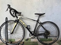 Xe đạp nhật bãi Giant DEFY càng cacbon