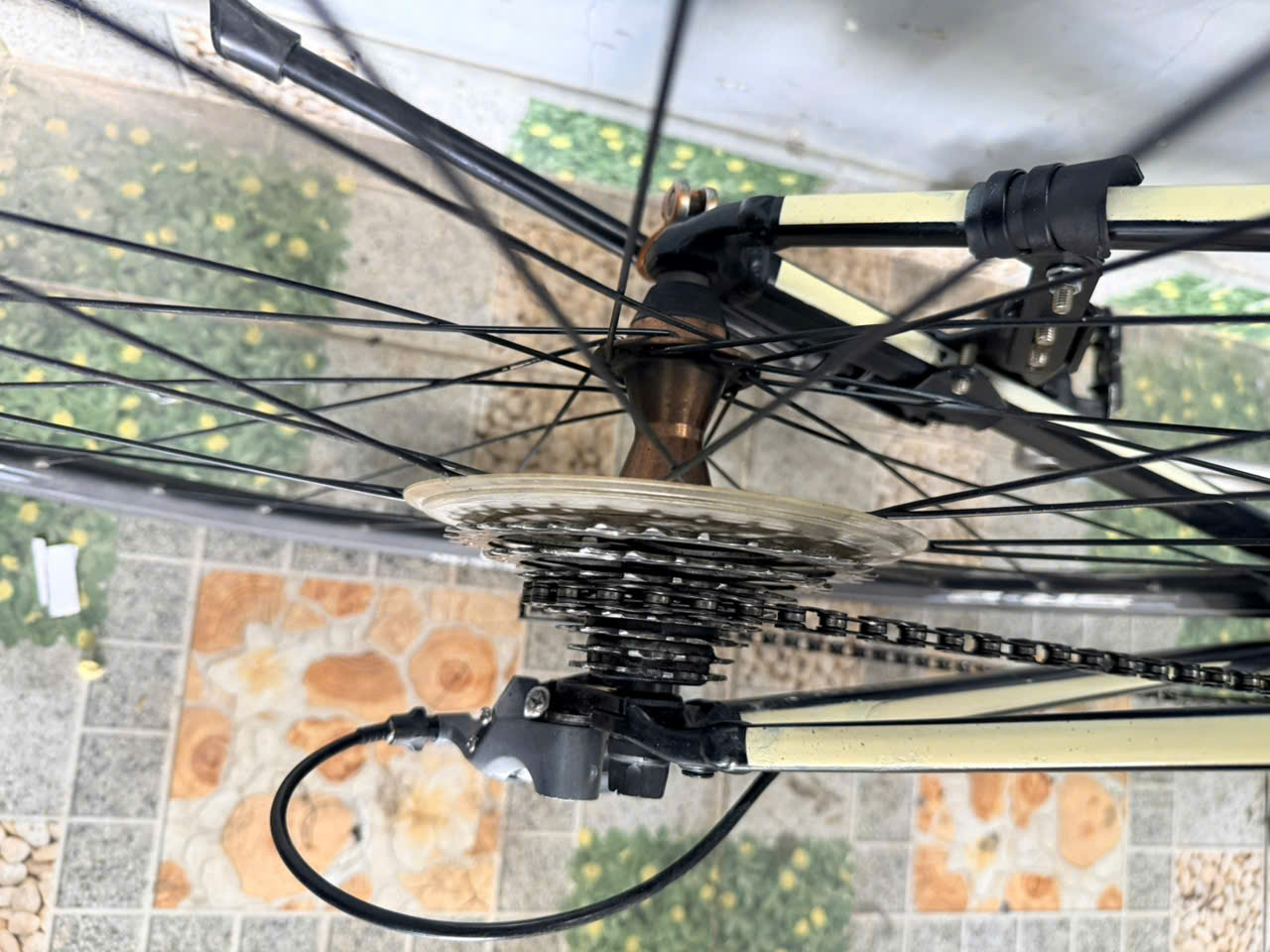 Xe đạp nhật bãi Giant DEFY càng cacbon Xe đạp nhật bãi Giant DEFY càng cacbon