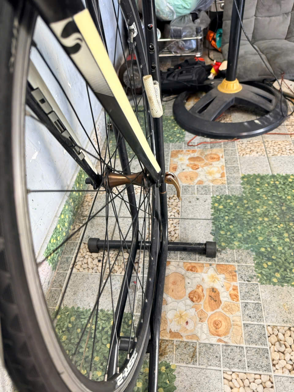 Xe đạp nhật bãi Giant DEFY càng cacbon Xe đạp nhật bãi Giant DEFY càng cacbon