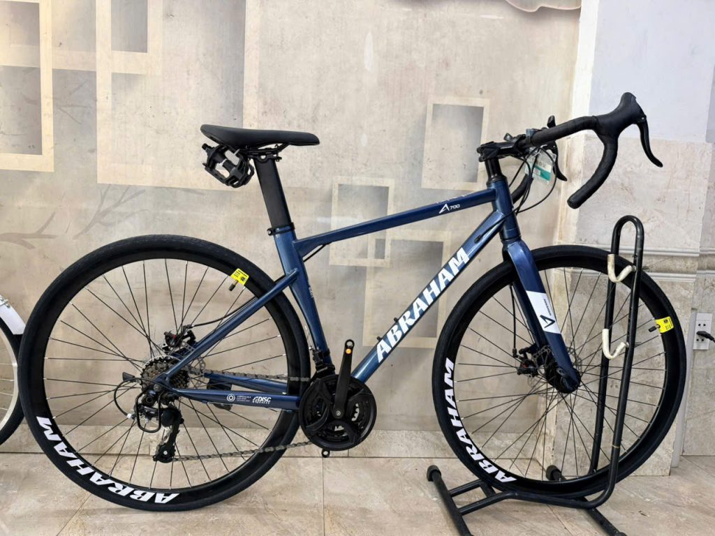 Xe đạp đua Abraham 