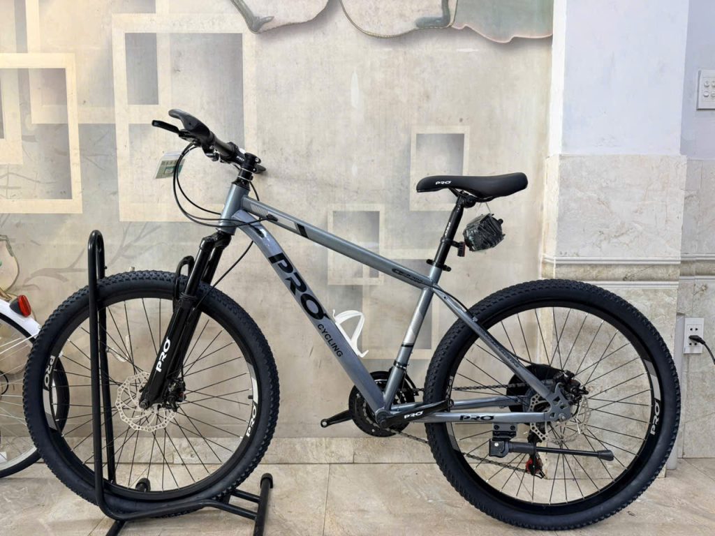 Xe đạp PRO cycling phanh đĩa