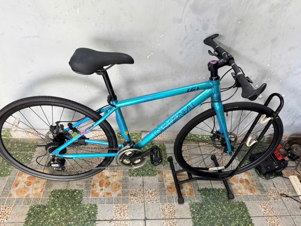Xe đạp Louis garneau nhật bãi