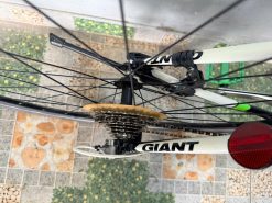 Xe đạp nhật bãi Giant crostar phun nhôm