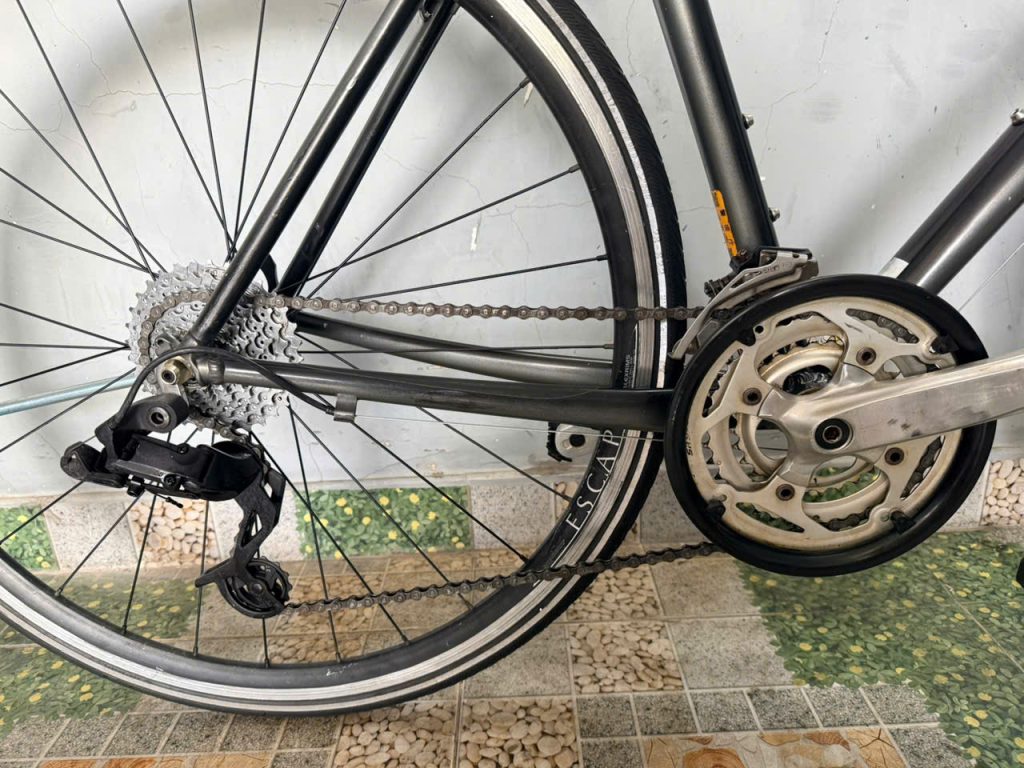 Xe đạp nhật bãi Giant r3 màu xám