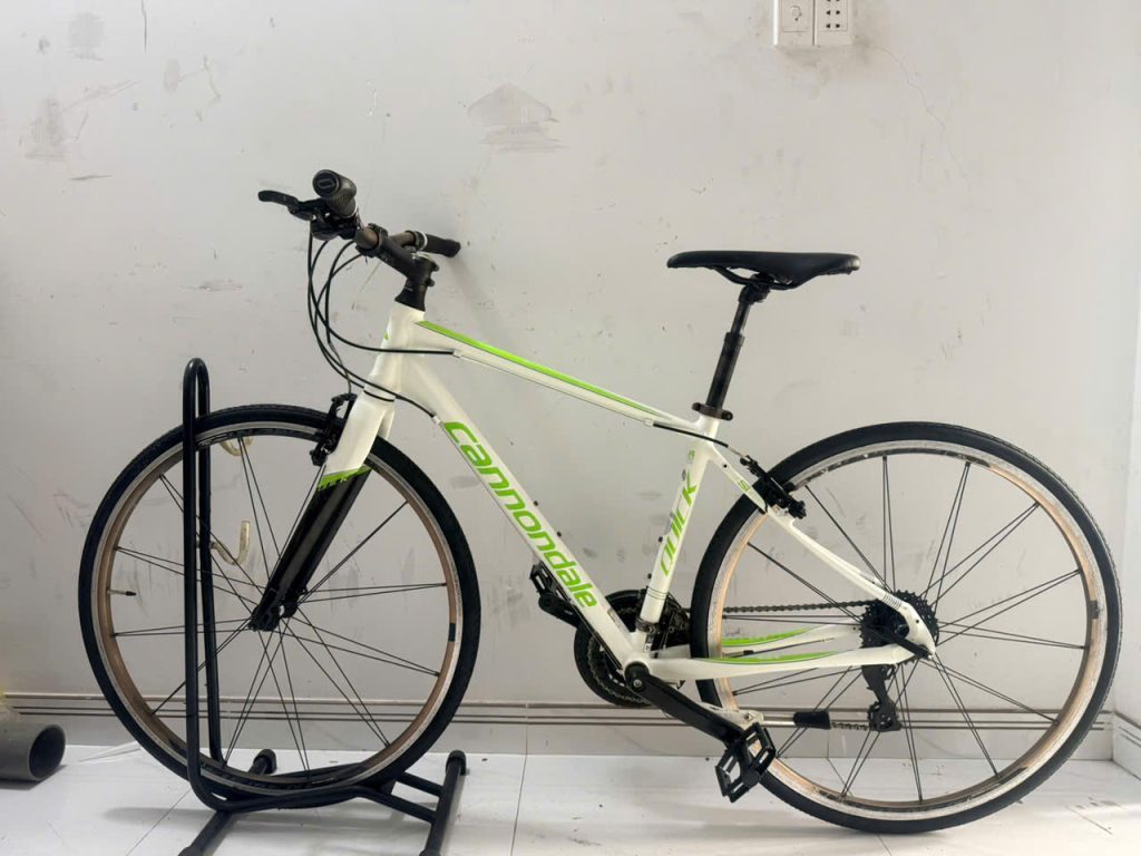 Xe đạp nhật bãi Cannondale càng cacbon