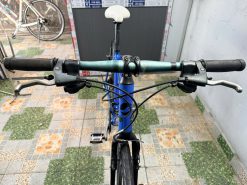 Xe đạp Giant càng carbon trục rỗng