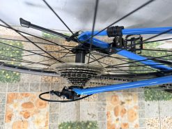 Xe đạp Giant Contend trục rỗng