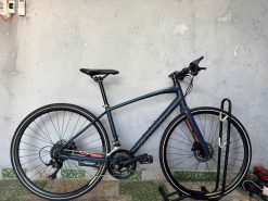 Xe đạp Specialized trục rỗng phanh dầu