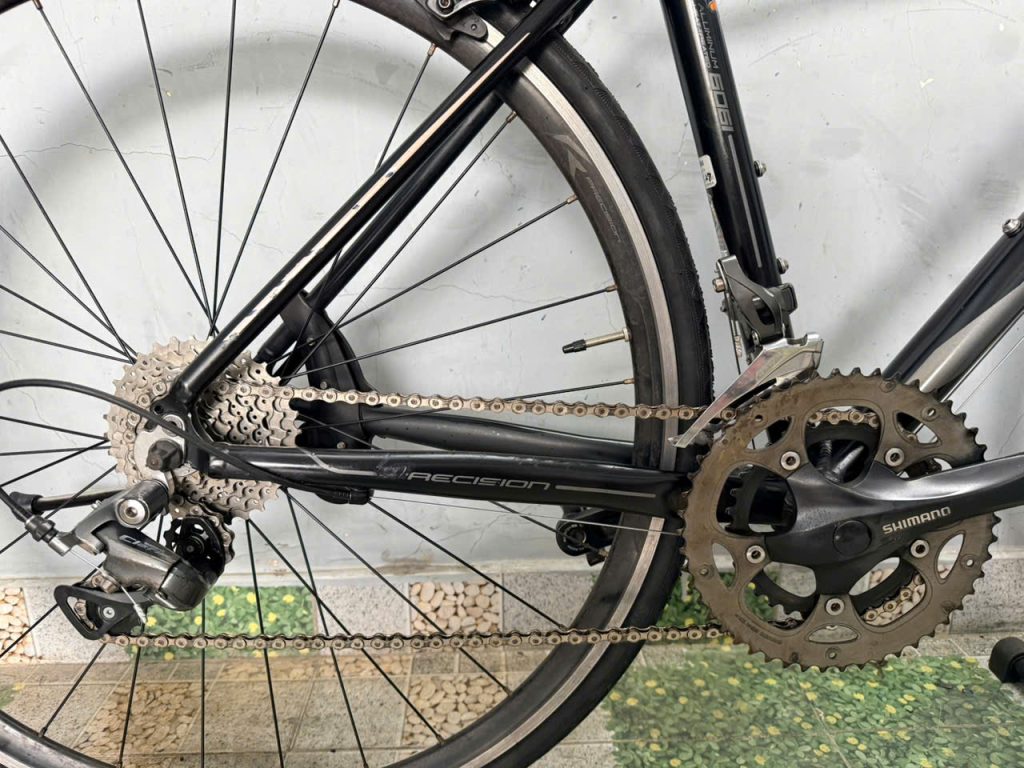 Xe đạp nhật bãi precision tay lắc 