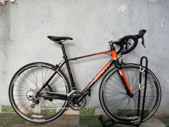 Xe đạp nhật bãi Giant Defy càng carbon