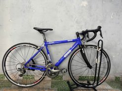 Xe đạp Gios trục rỗng càng carbon