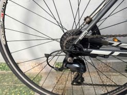 Xe đạp Felt càng carbon nhật bãi