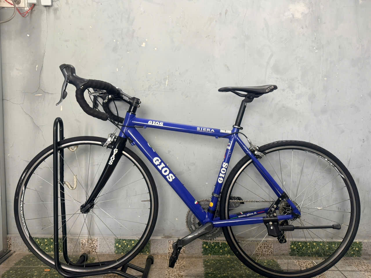 Xe đạp nhật bãi Gios càng carbon Xe đạp nhật bãi Gios càng carbon