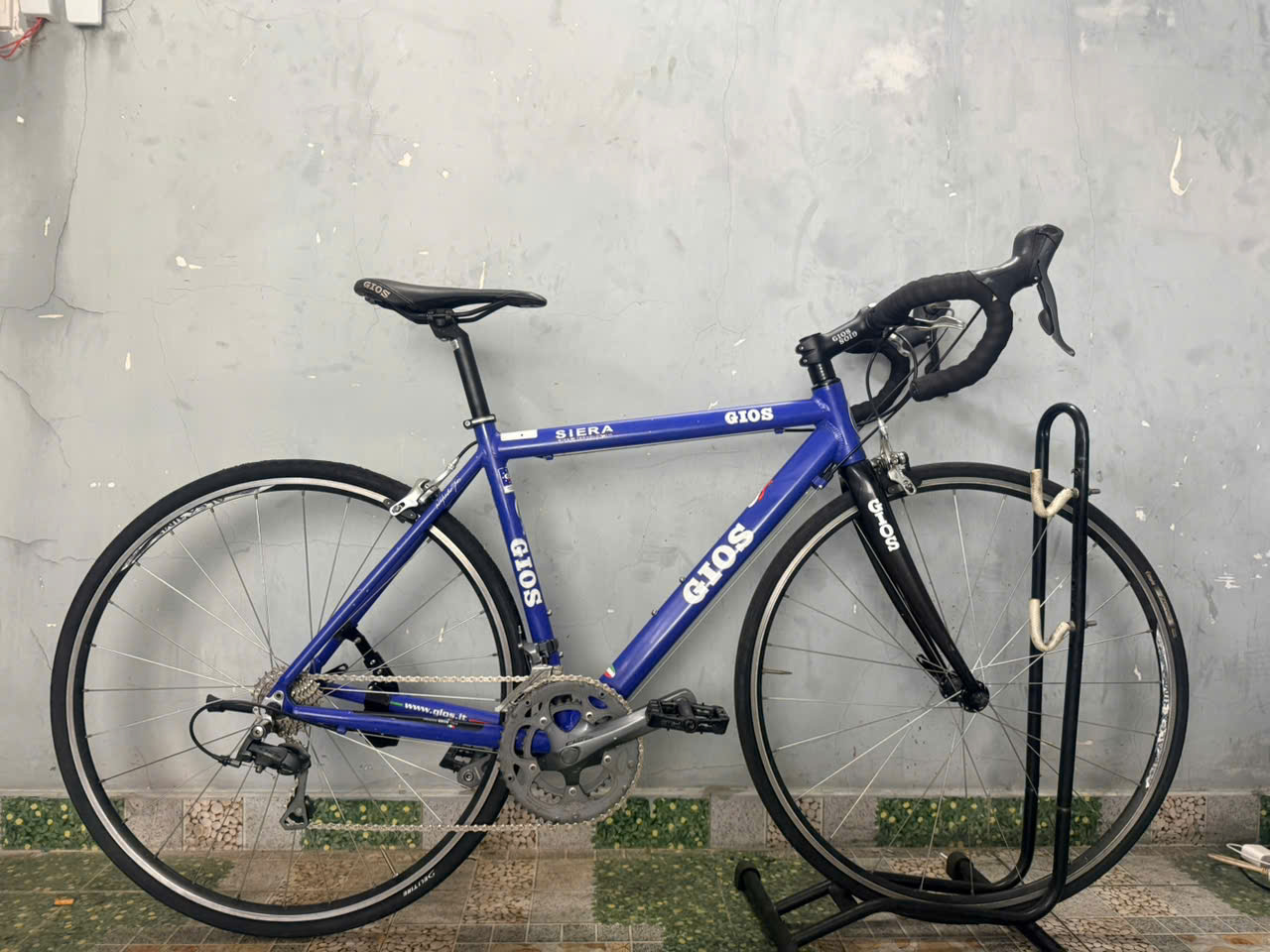 Xe đạp nhật bãi Gios càng carbon Xe đạp nhật bãi Gios càng carbon