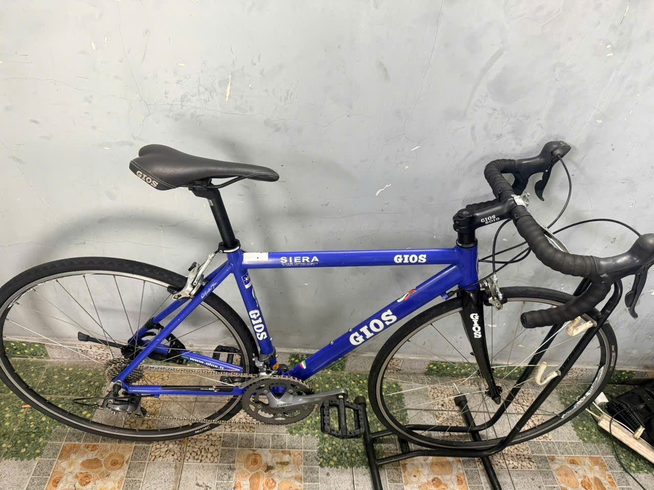 Xe đạp nhật bãi Gios càng carbon Xe đạp nhật bãi Gios càng carbon