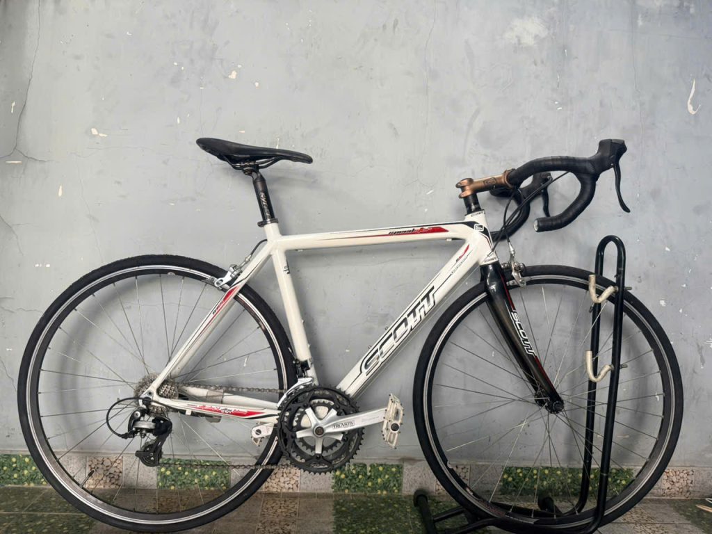 Xe đạp nhật bãi Scott càng carbon Xe đạp nhật bãi Scott càng carbon