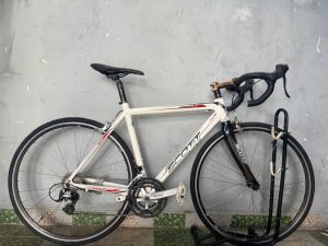 Xe đạp nhật bãi Scott càng carbon