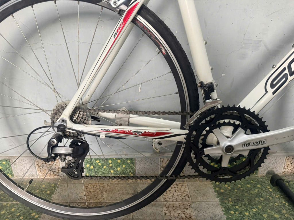 Xe đạp nhật bãi Scott càng carbon Xe đạp nhật bãi Scott càng carbon