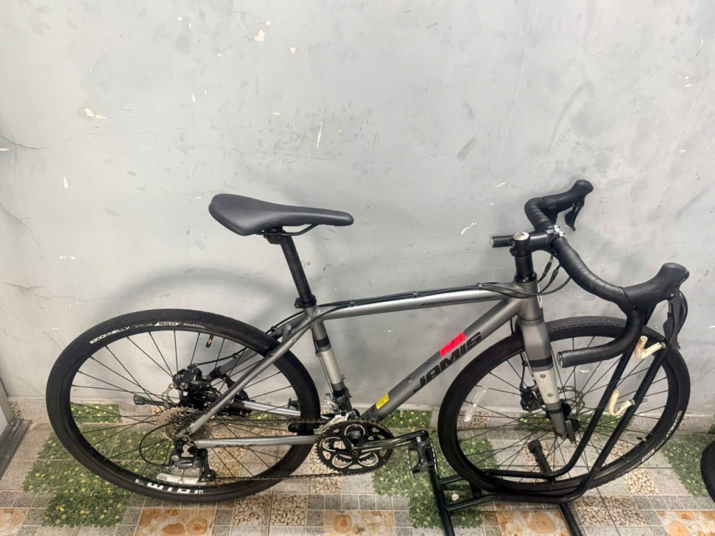 Xe đạp JAMIS phanh đĩa nhật bãi