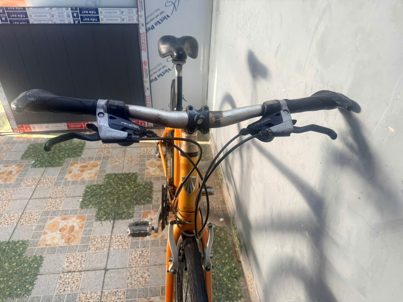 Xe đạp TREK 7.4 càng carbon Xe đạp TREK 7.4 càng carbon