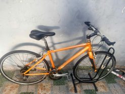 Xe đạp TREK 7.4 càng carbon