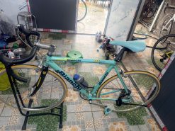 Xe đạp Bianchi càng carbon tay lắc