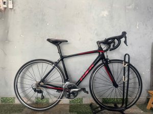 Giá xe đạp carbon hiện nay bao nhiêu