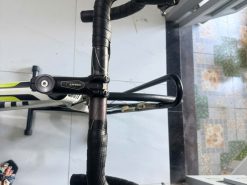 Xe đạp đua Giant TCR càng carbon