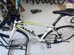 Xe đạp đua Giant TCR càng carbon